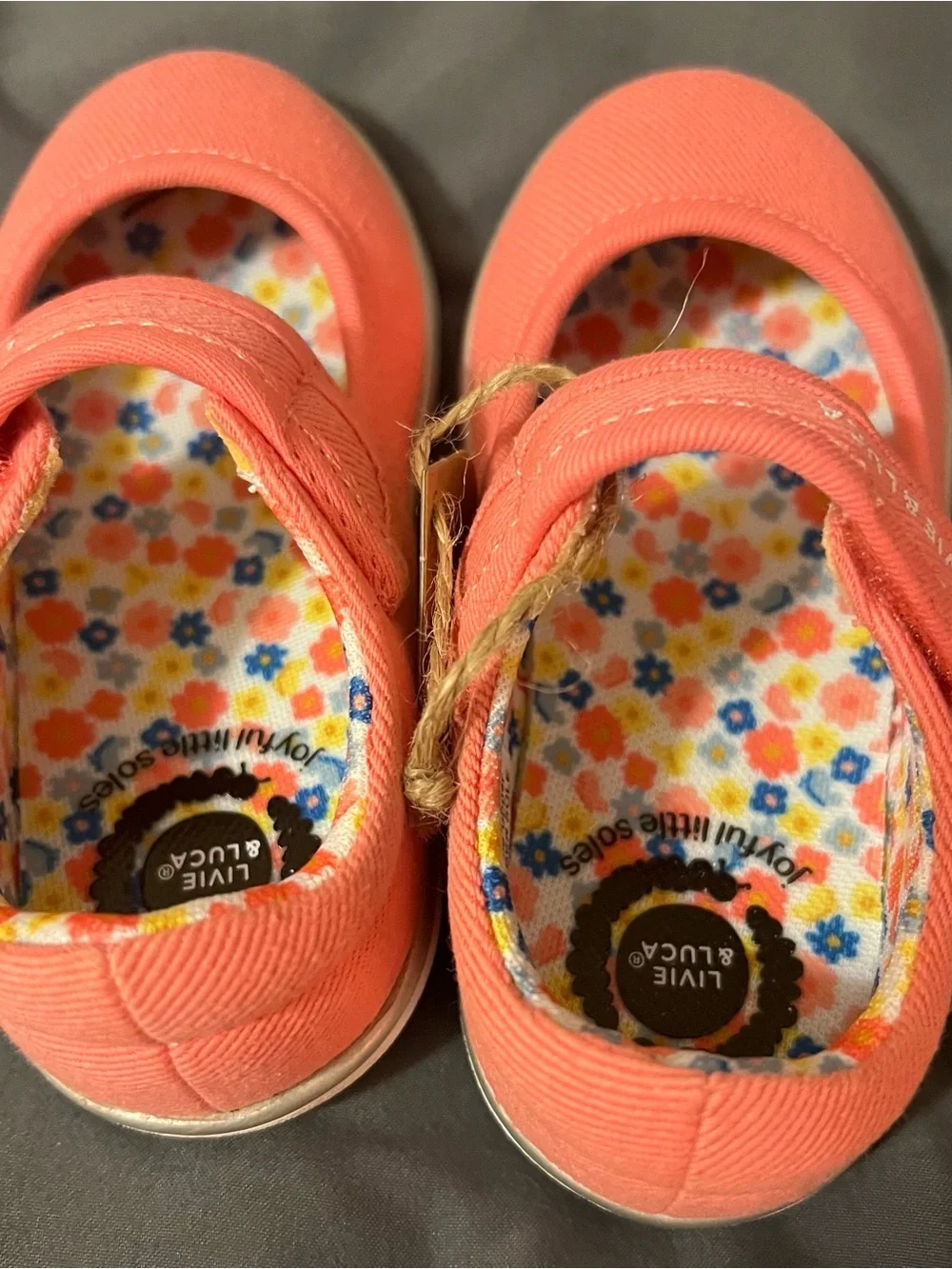 Livie & Luca Ravine Coral Canvas Mary Jane with Floral Lining size 7